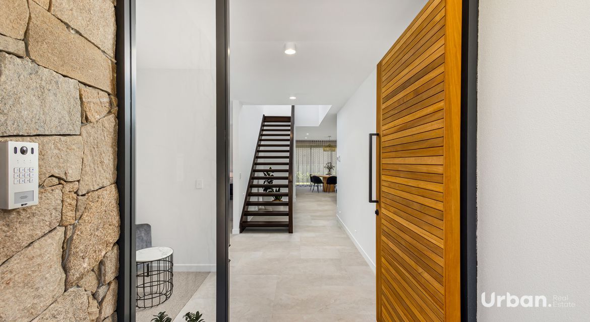 Colebee 1 Camira Place