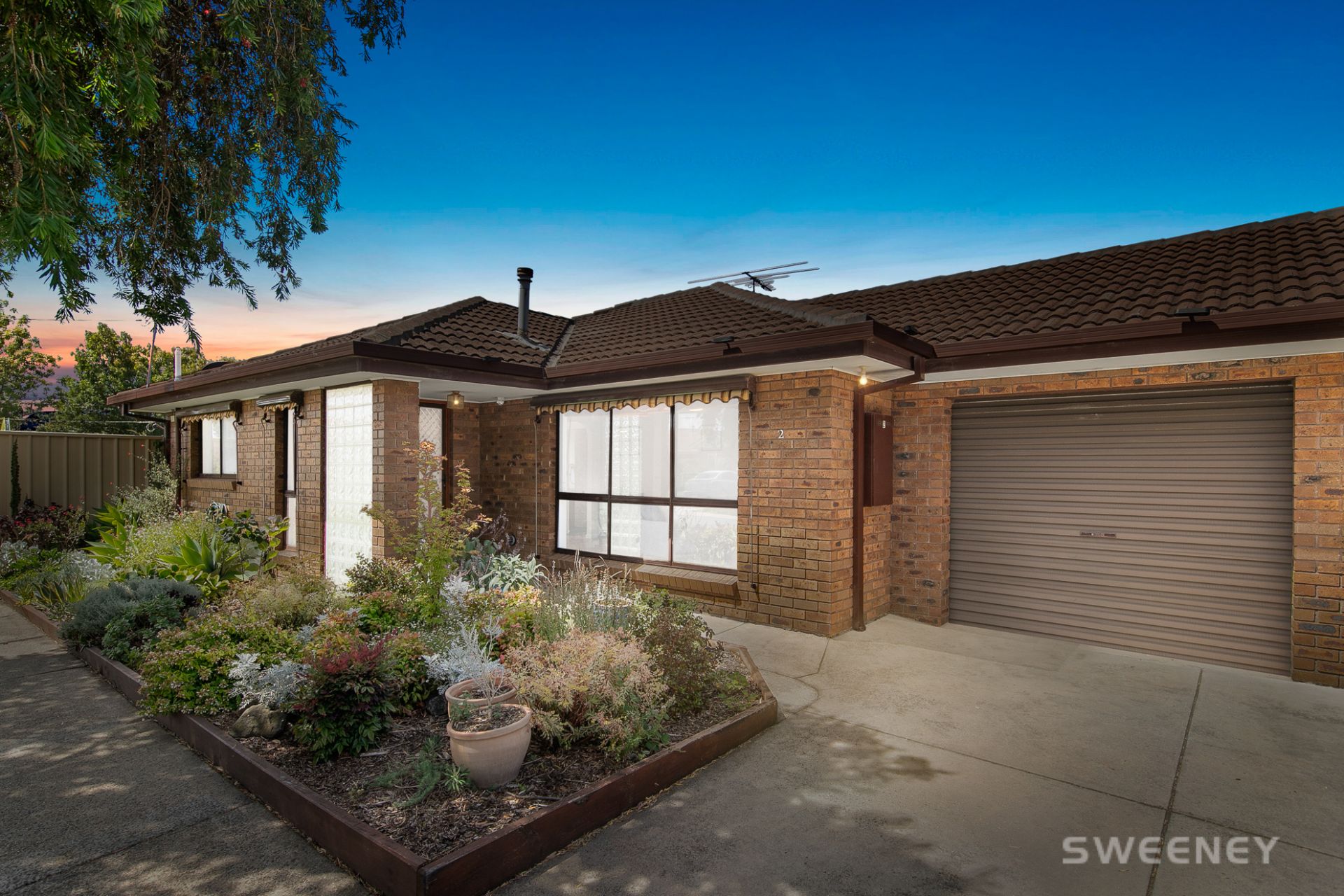 2/35 South Avenue, Altona Meadows - Thumbnail 2