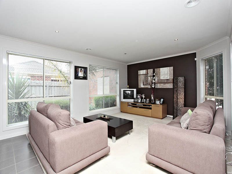 2/19 Sharpe Street, Hillside - Thumbnail 6