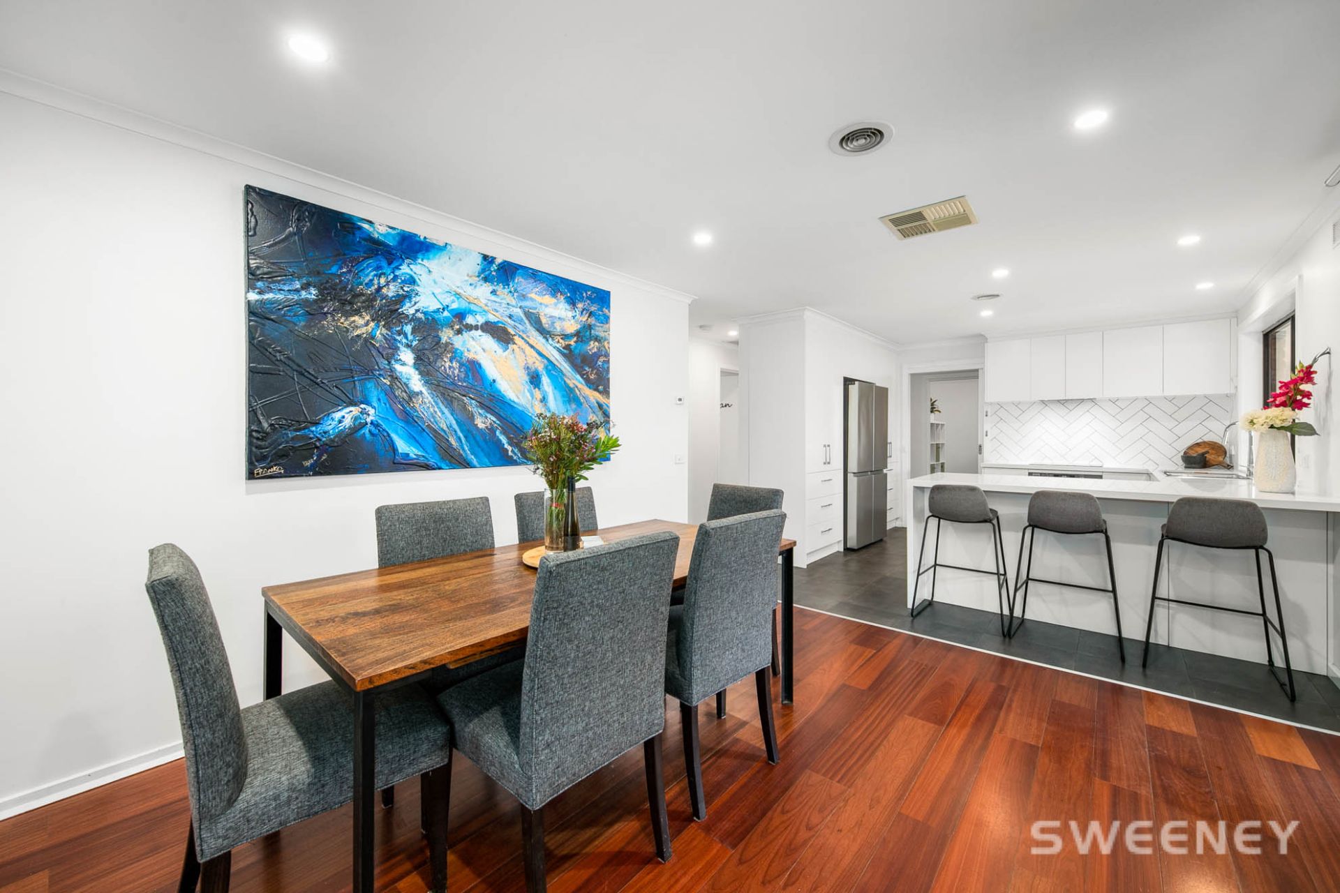 18 Roach Drive, Altona Meadows - Thumbnail 4