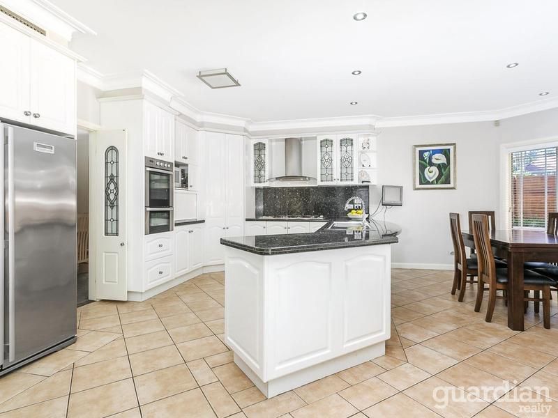 2 Inverness Crescent GLENHAVEN NSW, Glenhaven - Thumbnail 3