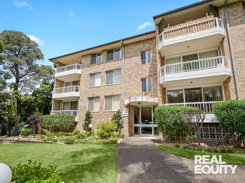 Real Estate For Lease 9/7 Mead Drive Chipping Norton , NSW