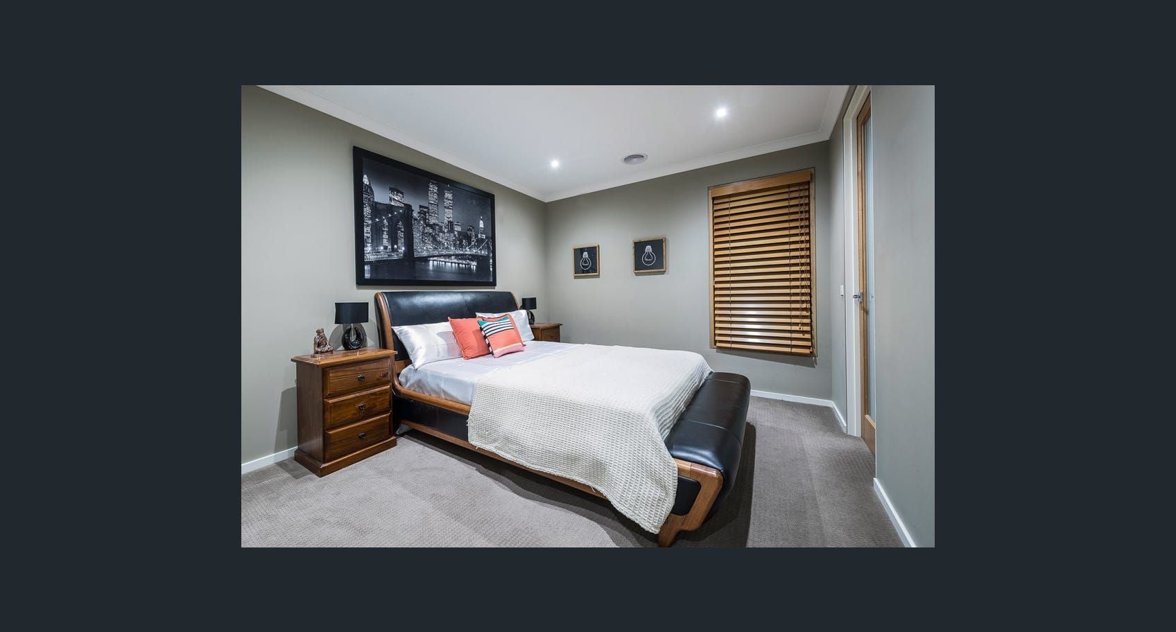 LUXURY LIVING