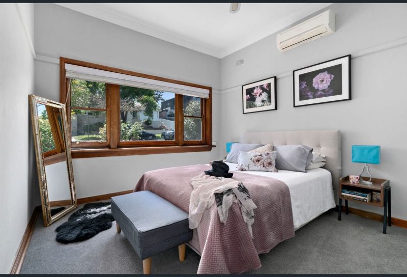 31 Aileen Avenue, Caulfield South - Thumbnail 2