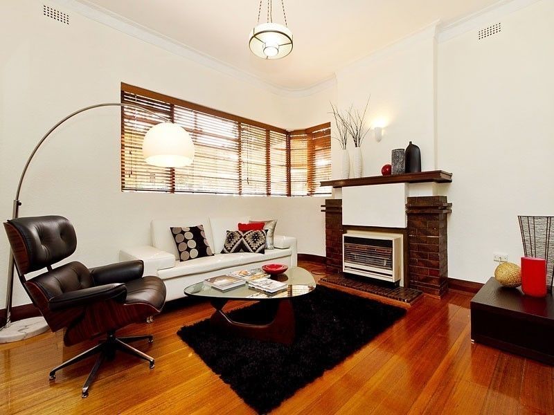 1/1A Dickens Street, Elwood