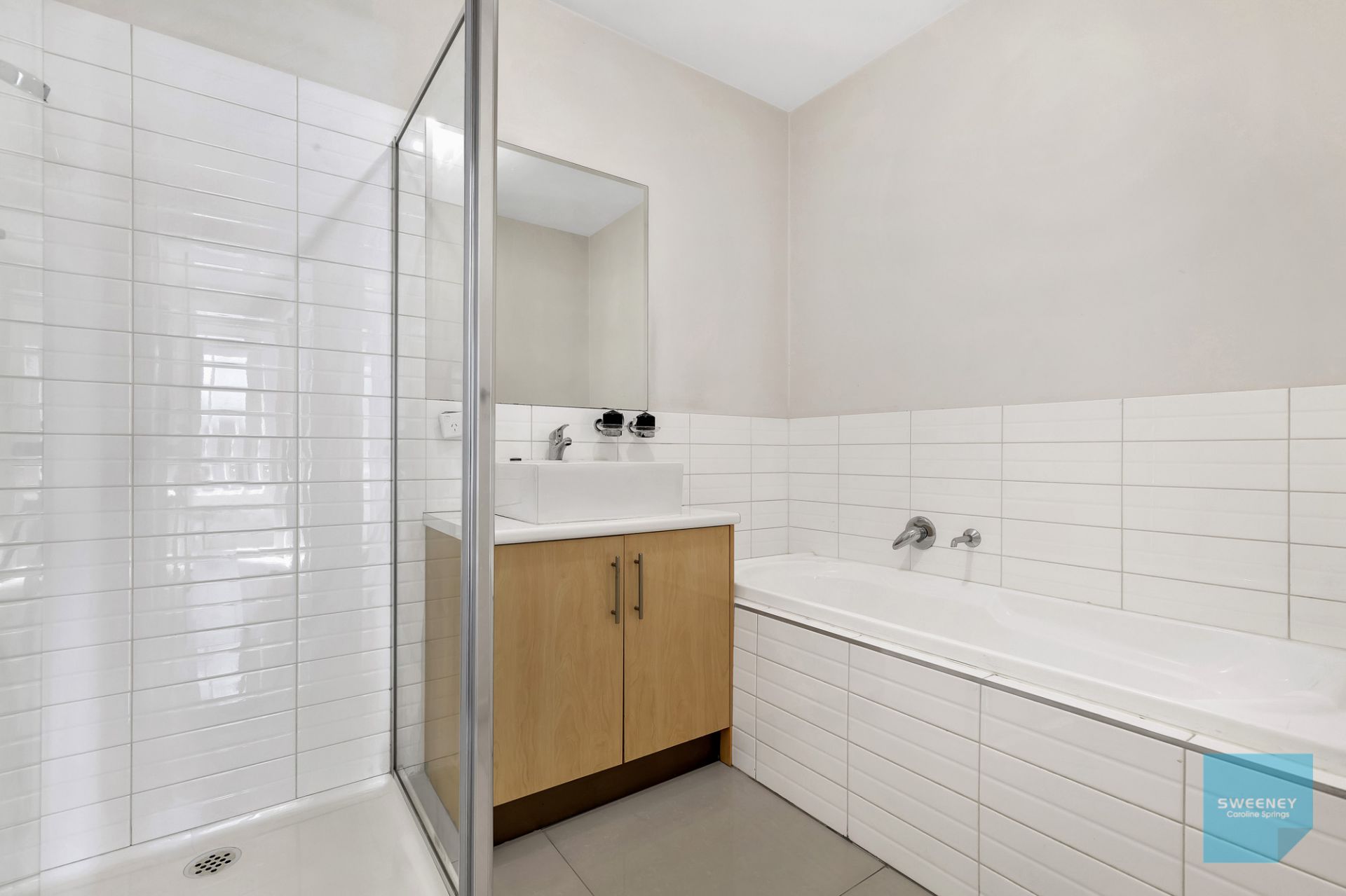 3/5 Strathvea Lane, Caroline Springs - Thumbnail 8
