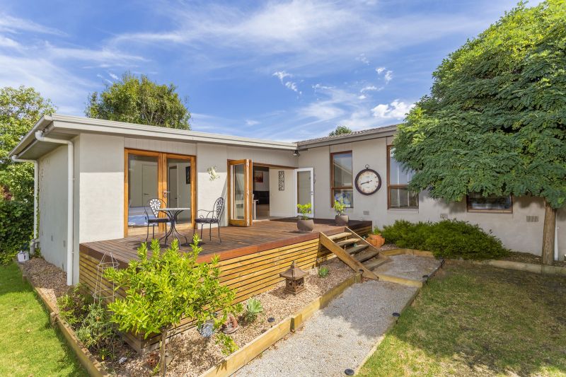 22 Pearl Street OCEAN GROVE VIC, Ocean Grove - Thumbnail 2