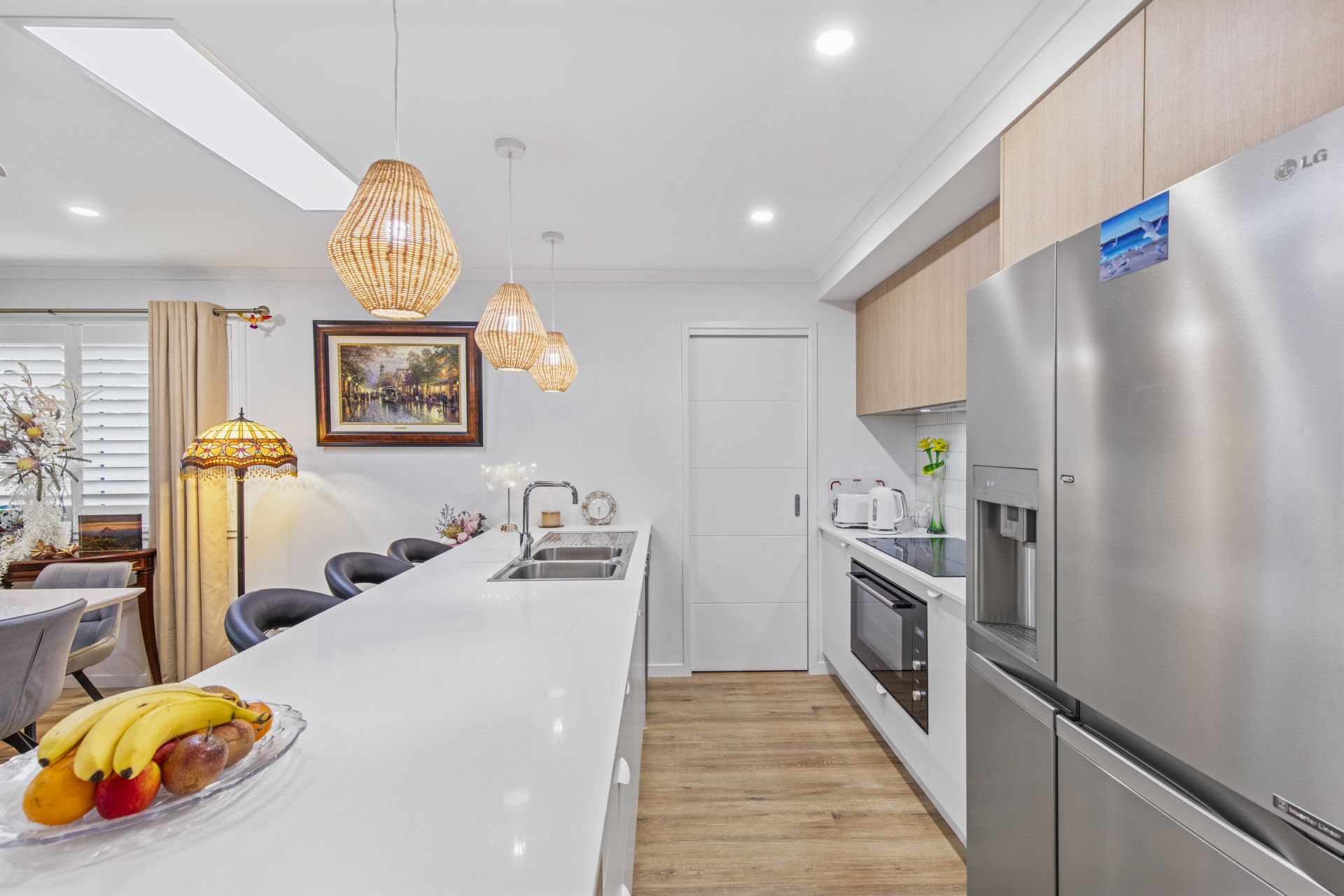 17 Commander Court, Jones Hill - Thumbnail 2