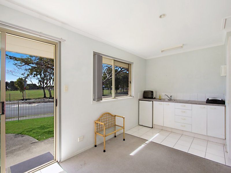 2/74 Greenway Drive 'Carey Cottages' BANORA POINT NSW, 'Carey Cottages' Banora Point - Thumbnail 3