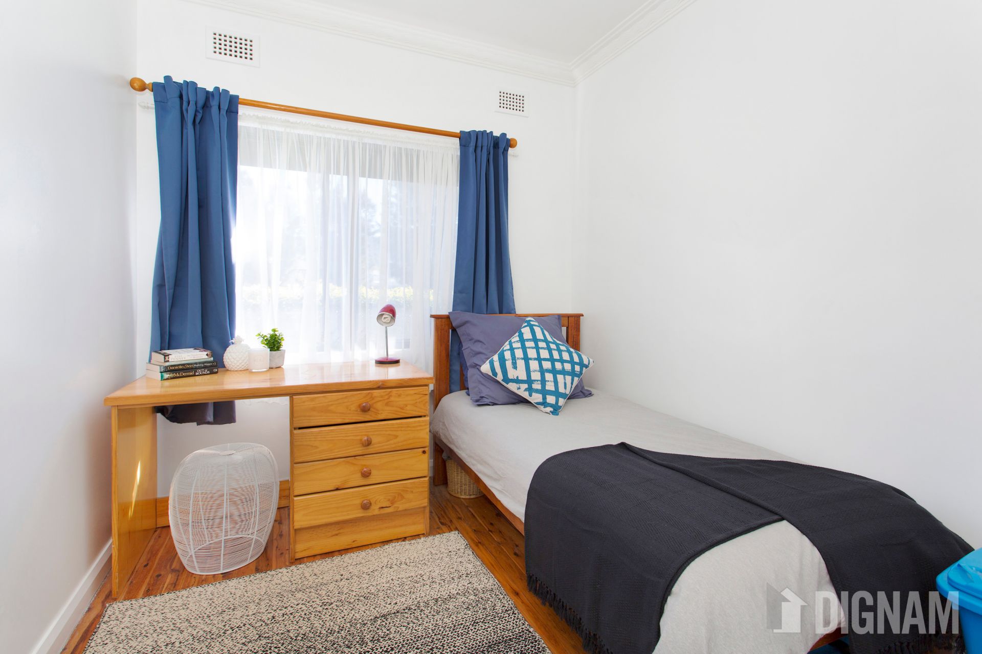 35 Railway Parade, Woonona NSW