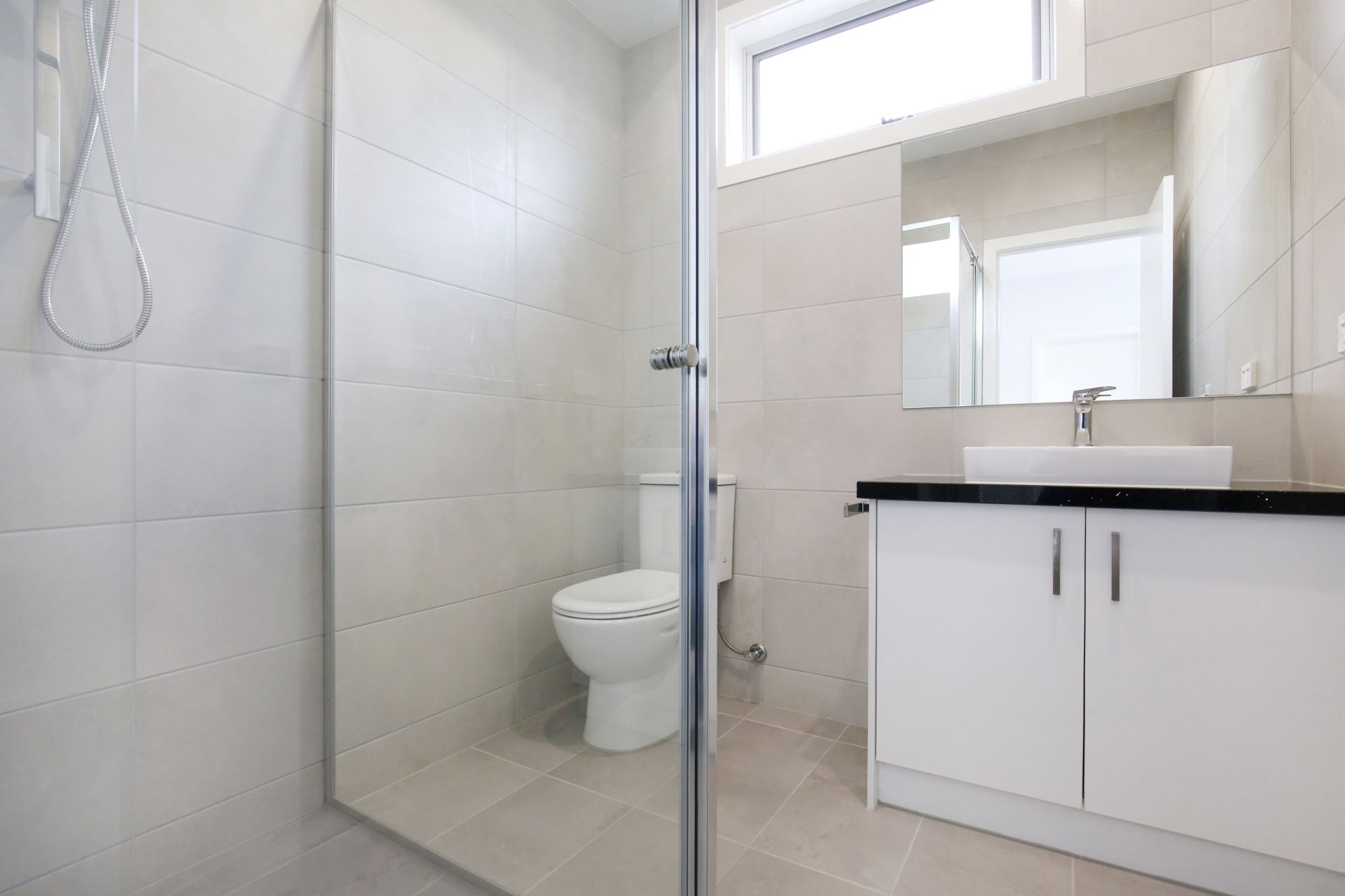 BRAND NEW TOWNHOUSE STYLISH AND SOPHISTICATED