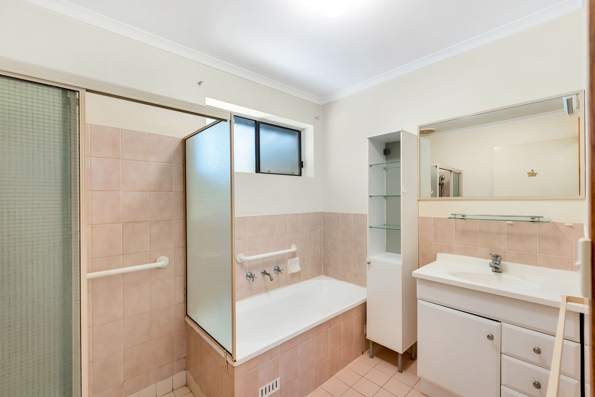 1/4 Jeanette Court, Aberfoyle Park - Thumbnail 6