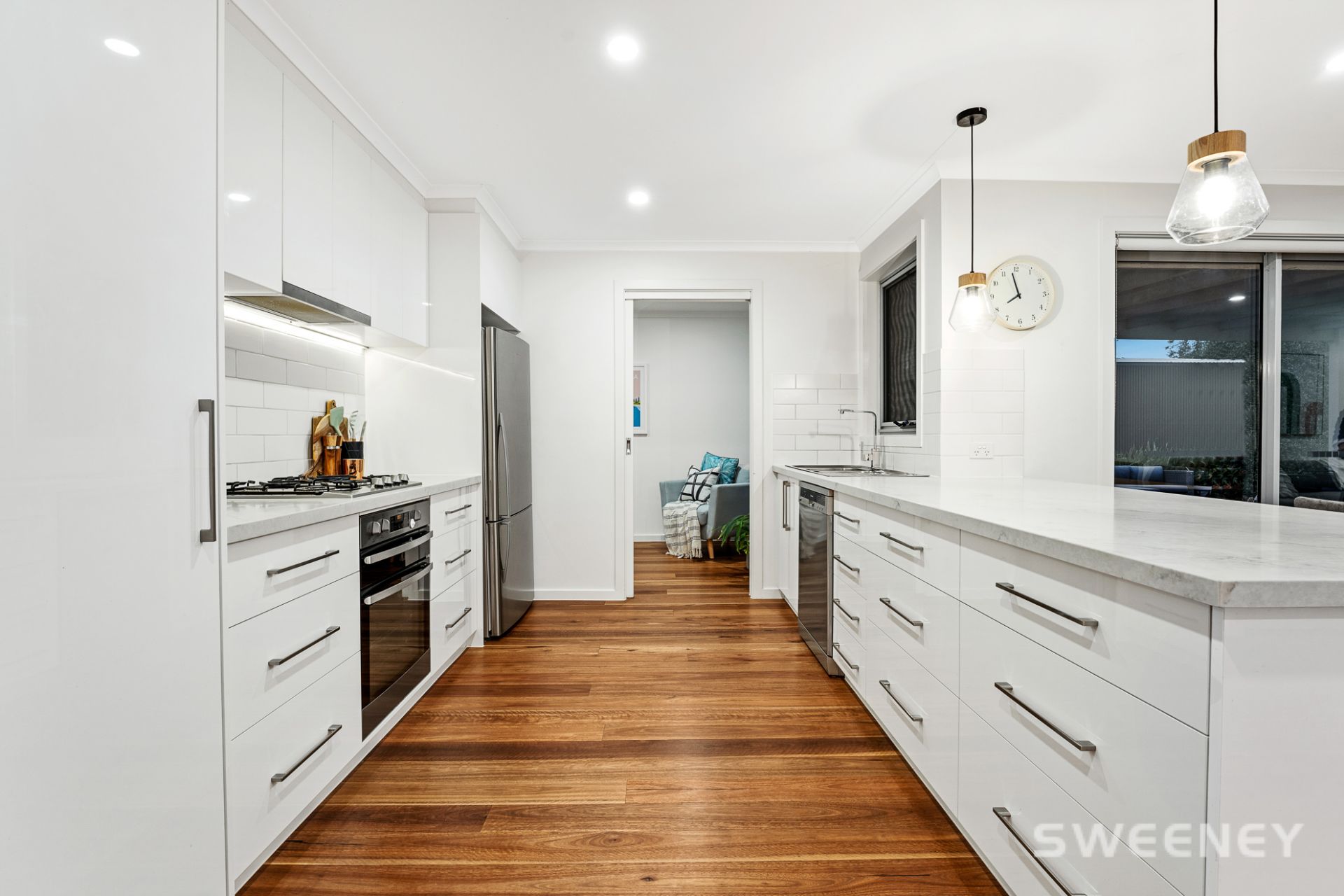 10 Peppermint Court, Altona Meadows - Thumbnail 3