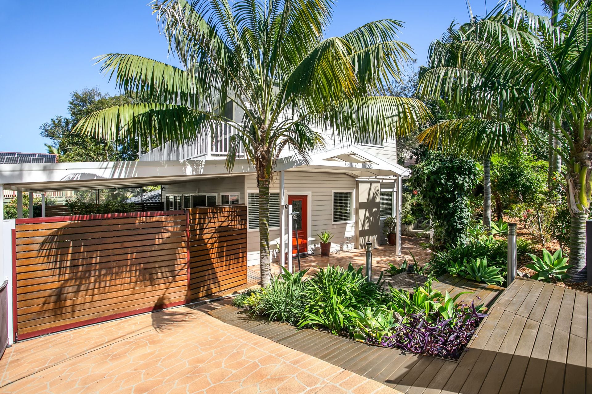 2 Matson Crescent, Miranda, Miranda - Thumbnail 2