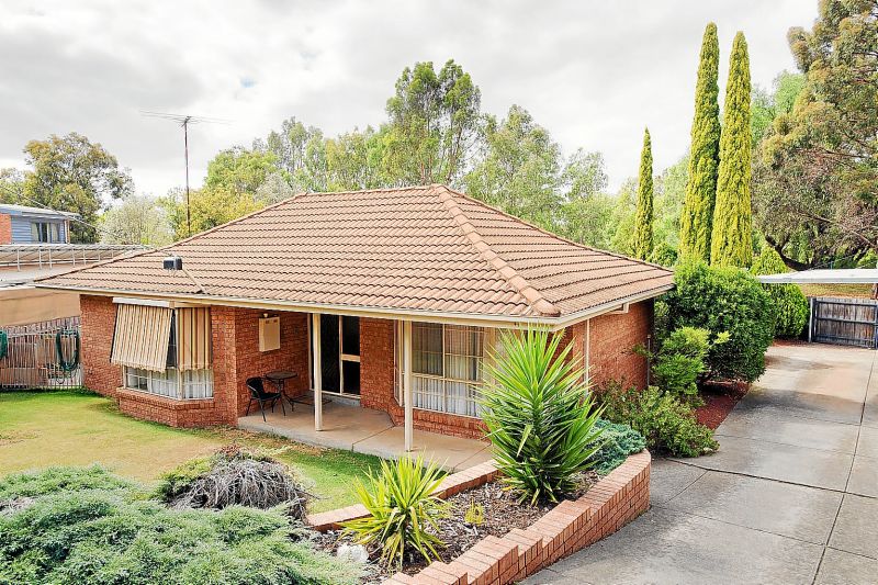 6 McGregor Court, Bacchus Marsh - Thumbnail 2