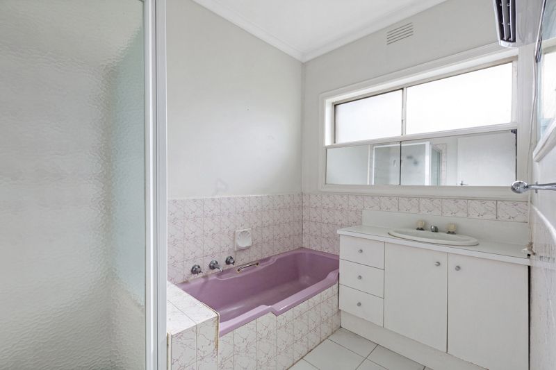 16 Harris Street, Altona North - Thumbnail 8