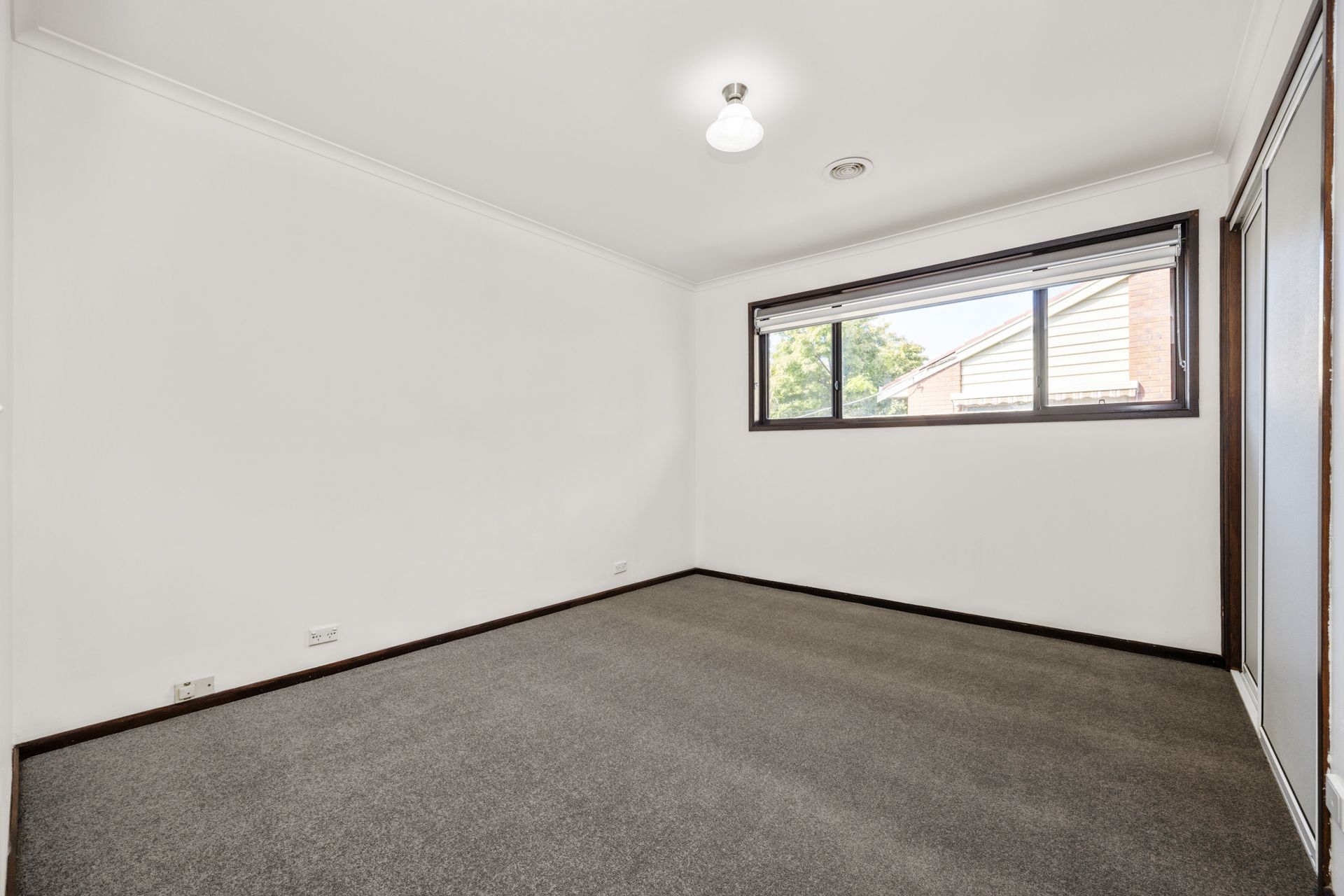 MAINTENANCE FREE! IMMACULATE UNIT IN QUIET COURT LOCATION