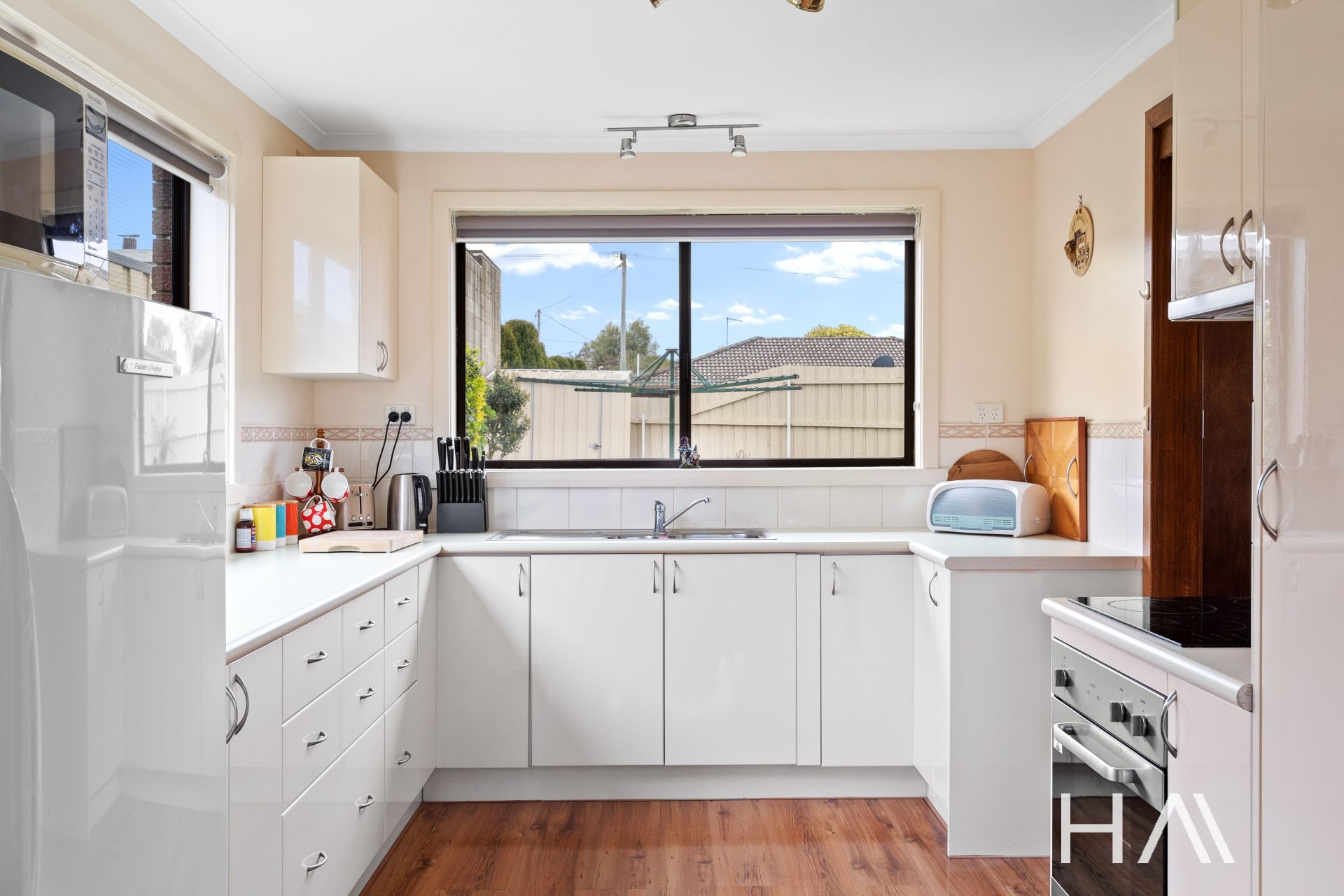 51 Rowland Crescent Summerhill, Summerhill - Thumbnail 7