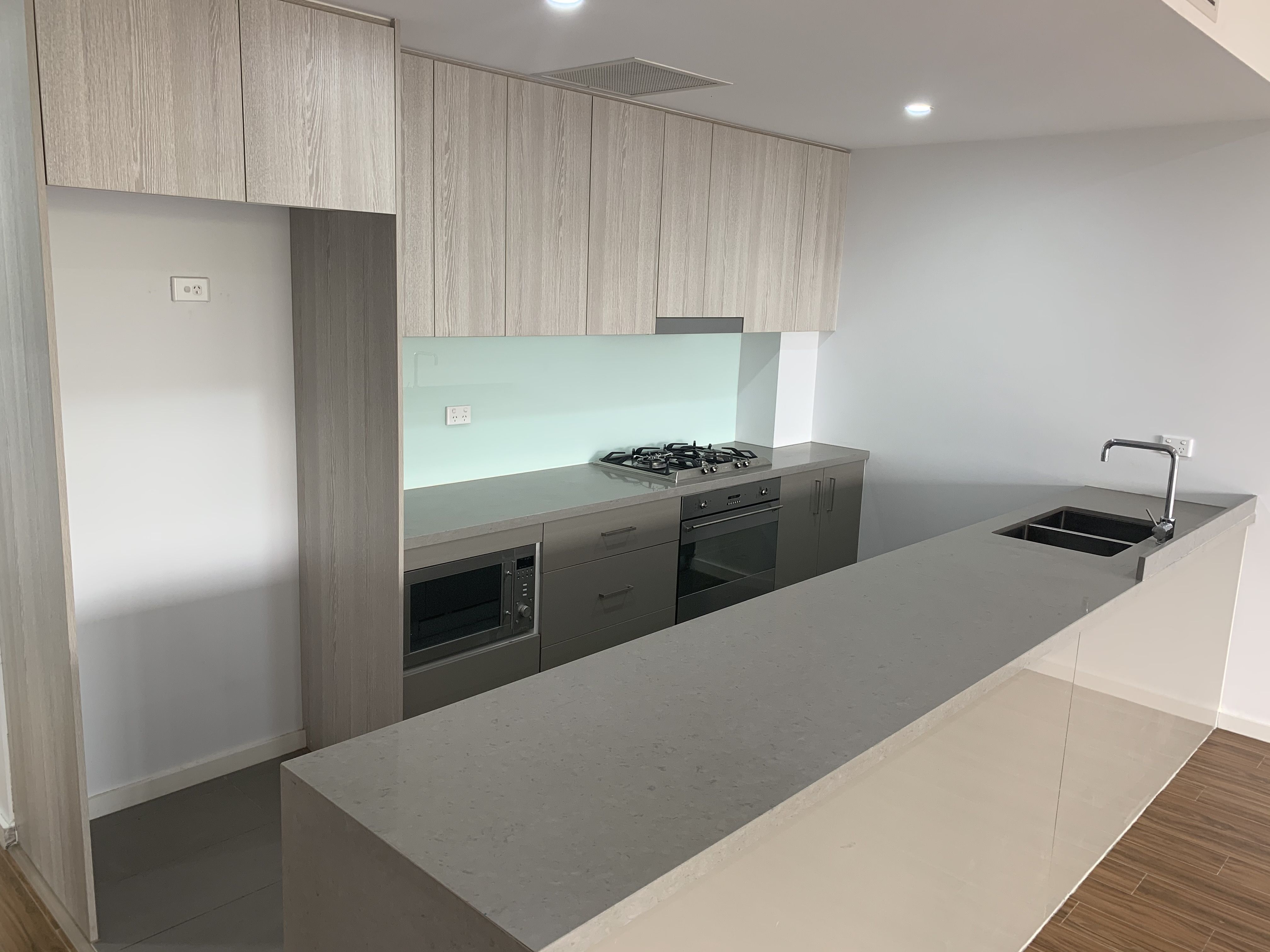 8/17-25 William Street, Earlwood