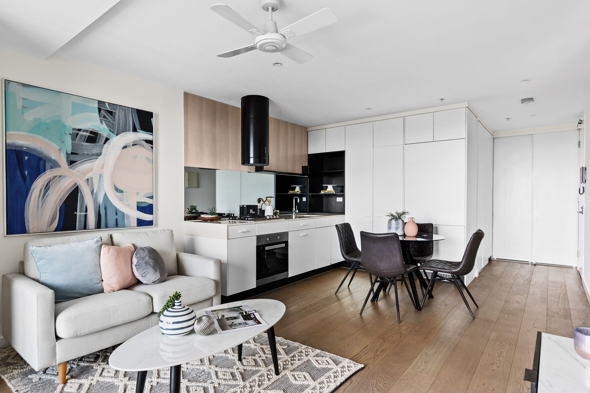 1206/6 St Kilda Road, St Kilda - Thumbnail 4