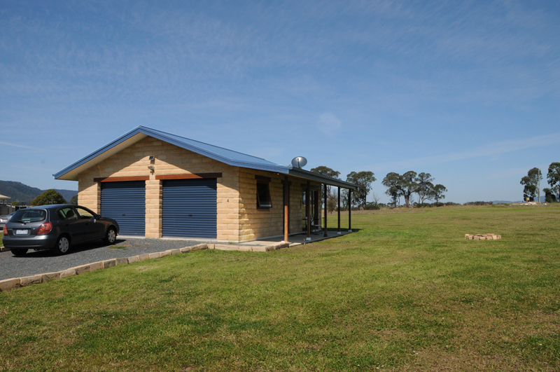 Real Estate For Sale 4 Mahogany Drive Gloucester , NSW