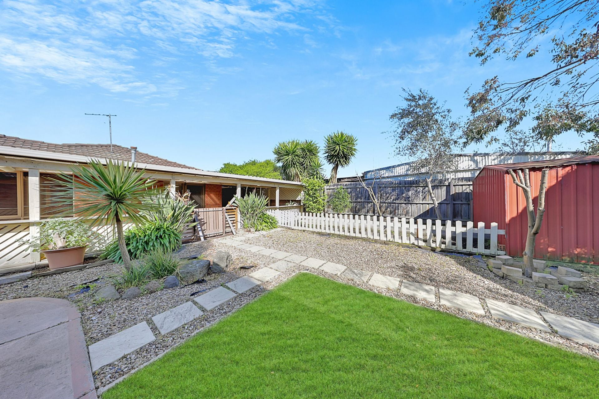PRESENTABLE FAMILY HOME