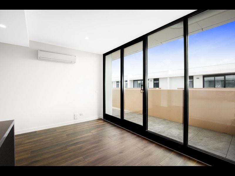 601/70 Batesford Road, Chadstone - Thumbnail 5