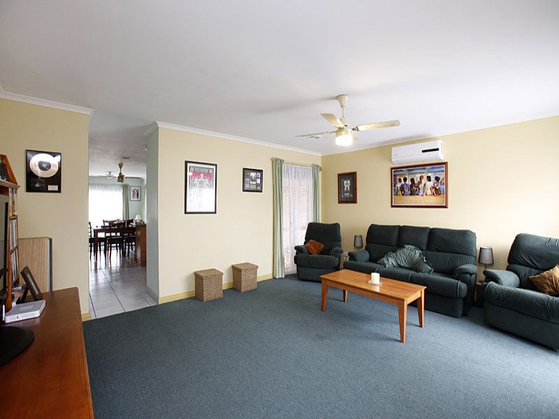 4 Lynch court, Altona Meadows - Thumbnail 4