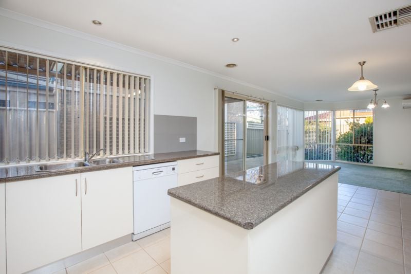 29 Beaus Court East Albury NSW, East Albury - Thumbnail 2