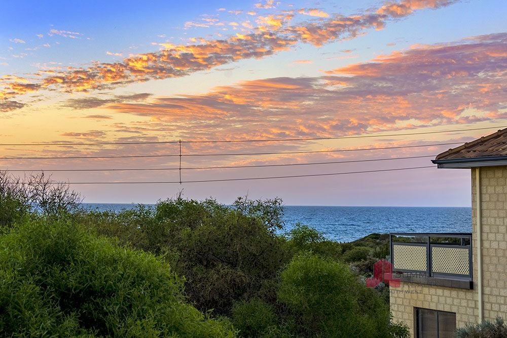 Real Estate For Sale 4 West Coast Drive Binningup , WA