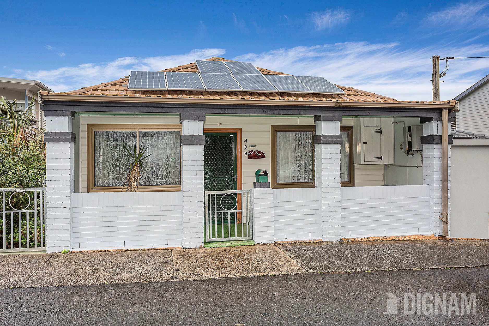 Sold property 1200000 for 429 Lawrence Hargrave Drive Scarborough