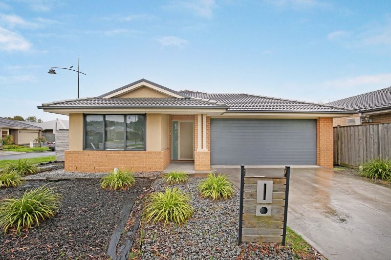 32 Marlowe Grange, Mernda