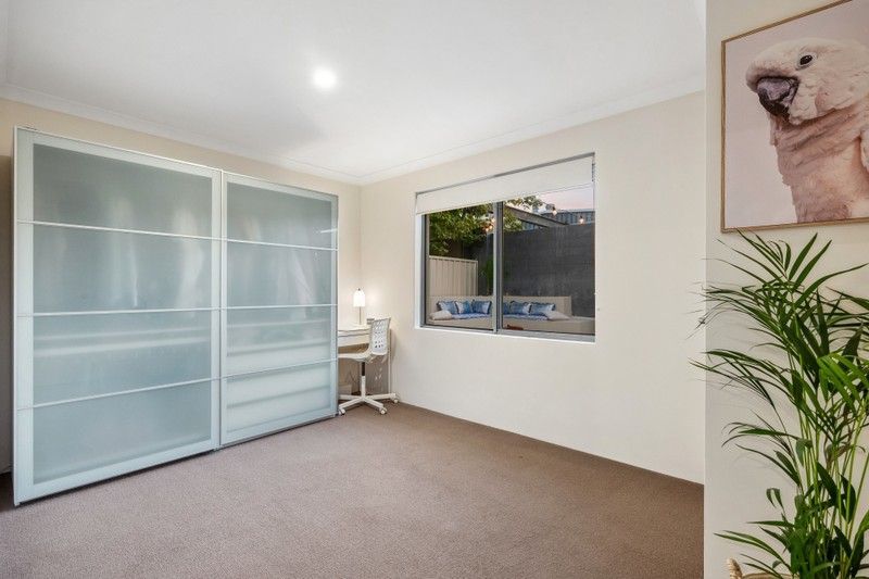 2 Tarquin Gardens, BELMONT WELSH Real Estate