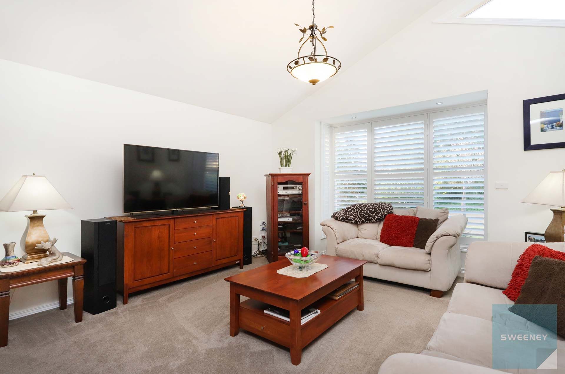 5 Malmsbury Place, Caroline Springs - Thumbnail 4