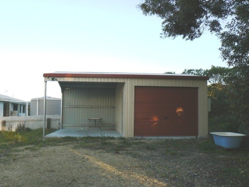 29 North West Terrace BEACHPORT SA, Beachport - Thumbnail 2