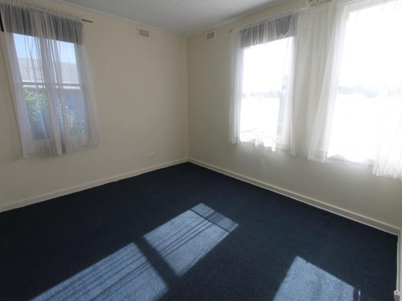 RECENTLY RENOVATED/UPDATED 3 BEDROOM HOME! WELL LOCATED