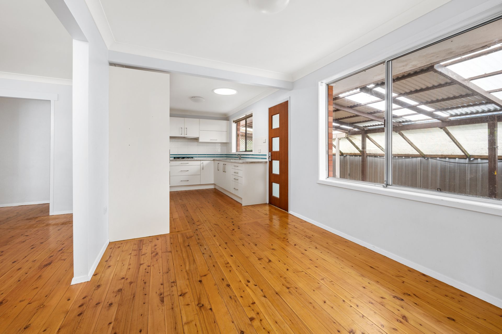 6 Strathmore Road, Caves Beach - Thumbnail 6