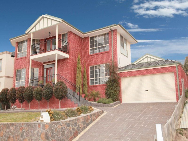 7 St. Ronan's Grove SOUTH MORANG, South Morang - Thumbnail 3