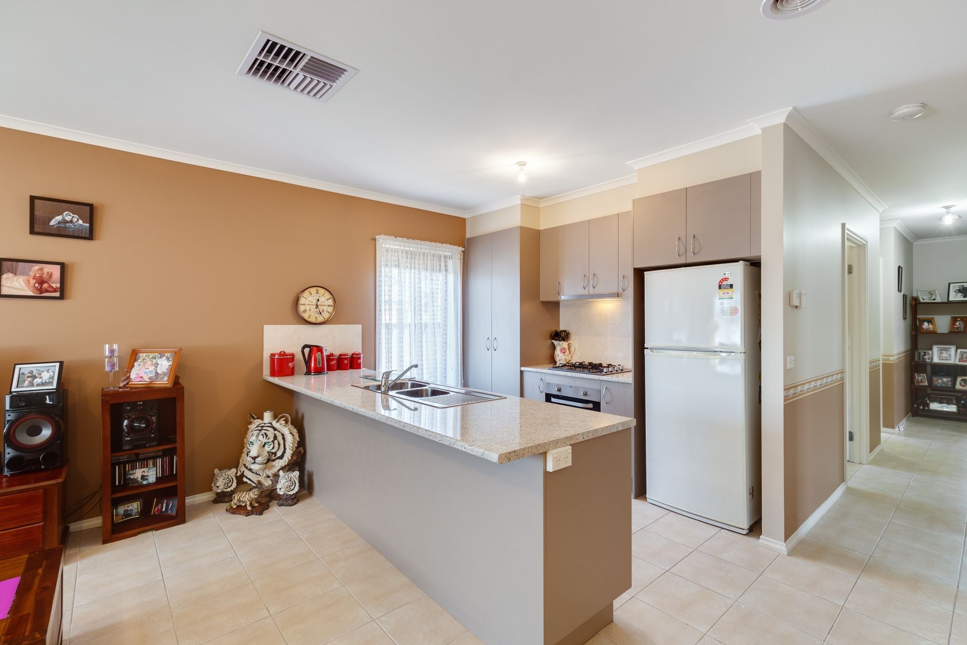9 Jackaroo Street Mernda, Mernda - Thumbnail 7