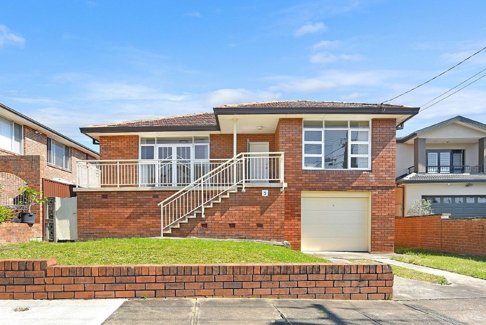 Sold property Sold Price for 5 Atkins Avenue Russell Lea NSW 2046 CobdenHayson