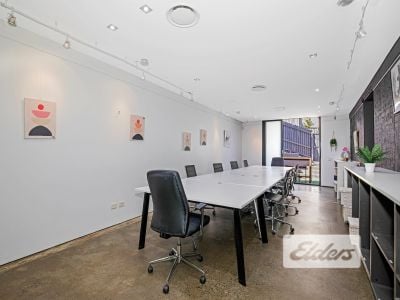 CREATIVE OFFICE - OWNER OCCUPY OR INVEST!