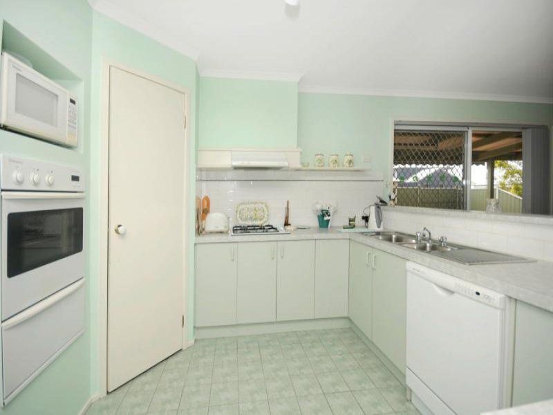 18 Newbay Close BARWON HEADS VIC, Barwon Heads - Thumbnail 4