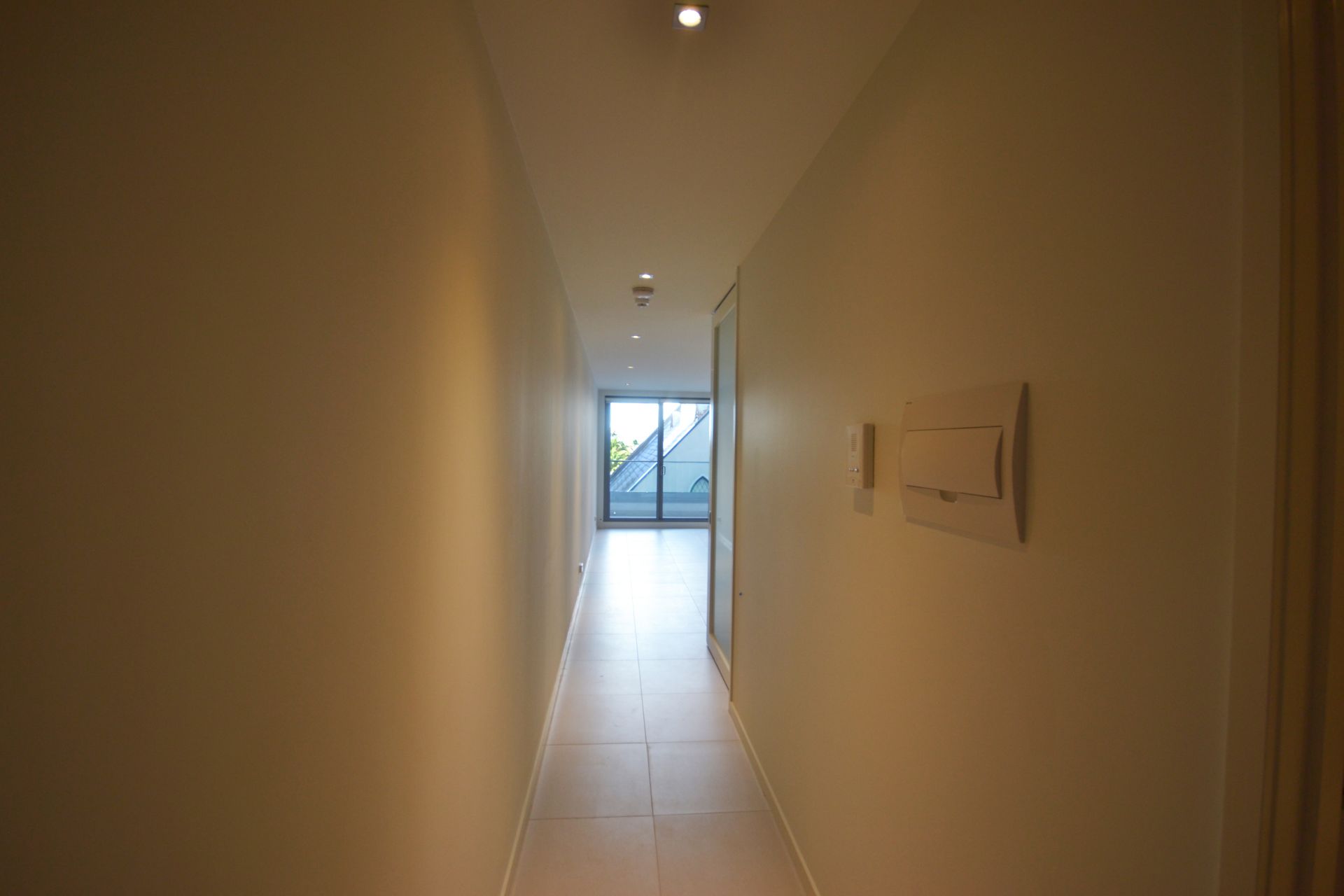 ENJOY VIBRANT LIFE STYLE IN A PRIME LOCATION