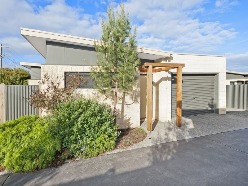 1/5 Pengilley Avenue, Apollo Bay - Thumbnail 4