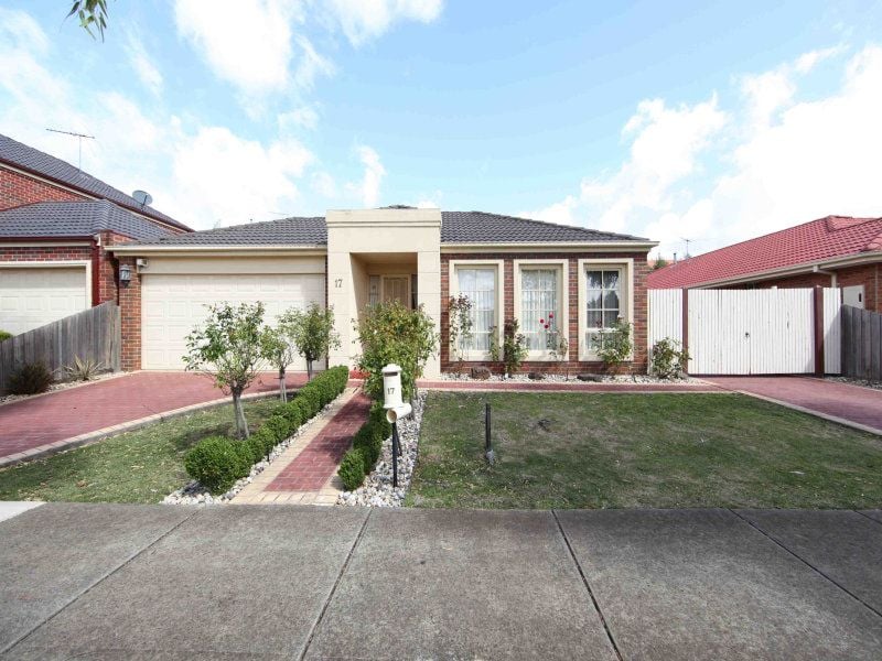 17 Trinity Way SOUTH MORANG, South Morang - Thumbnail 3