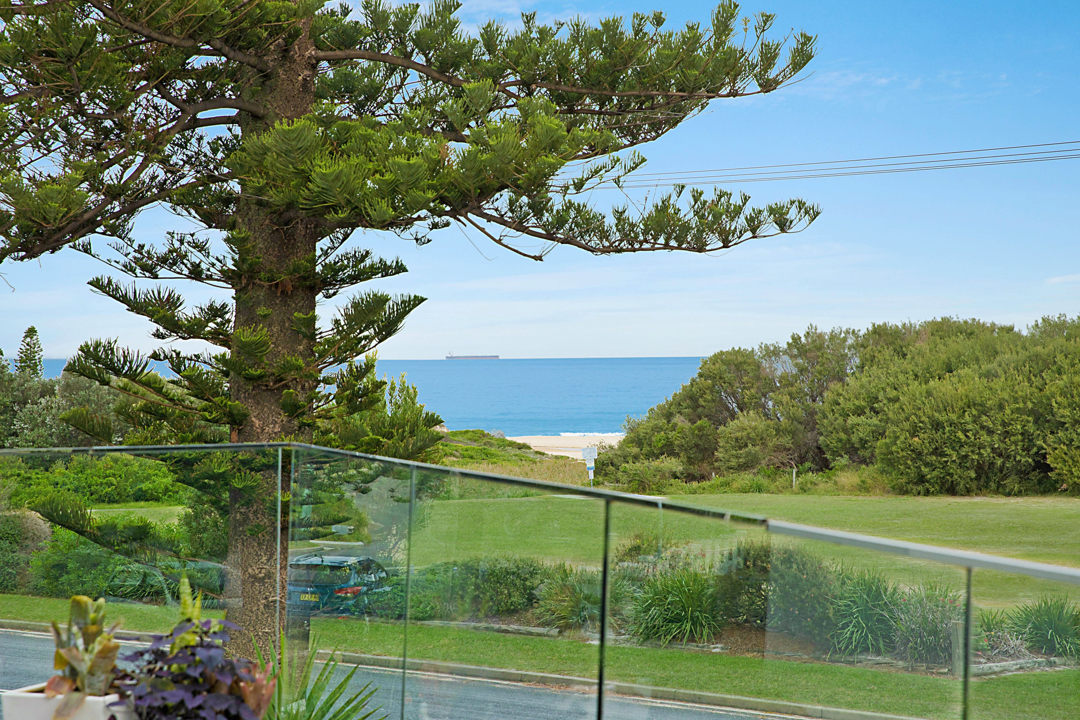 Sold property 7 Beach Road Redhead , NSW 2290