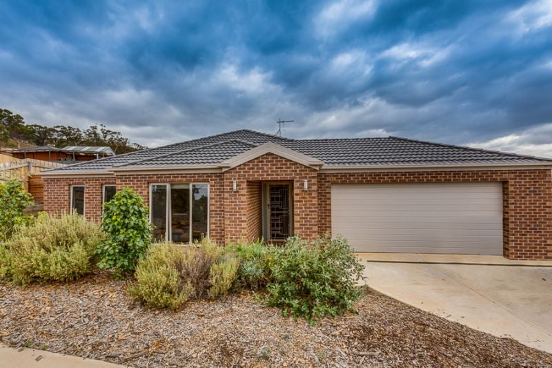 10 Roman Drive, Bacchus Marsh - Thumbnail 2