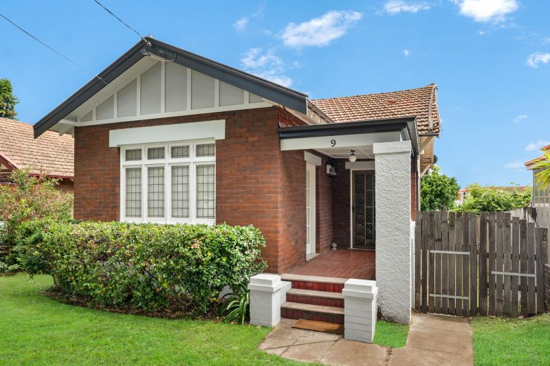 9 Wychbury Avenue, Croydon