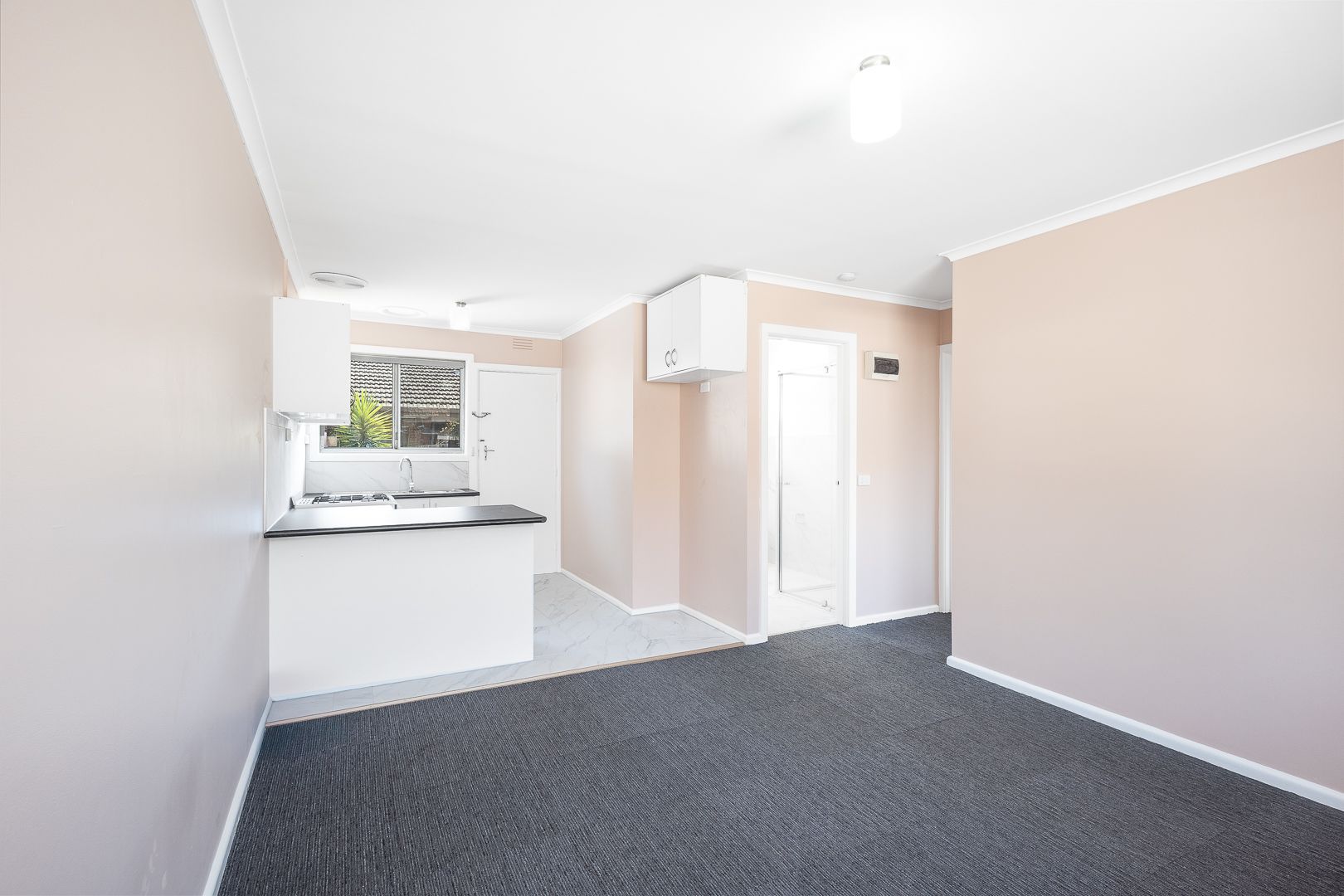 Recently Renovated 2-Bedroom Unit in Prime Location – Available for Rent