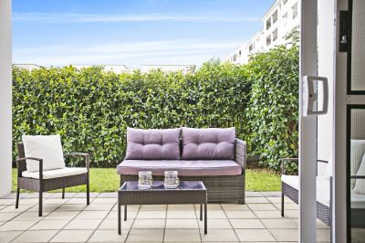 Stylish garden apartment of impressive proportions